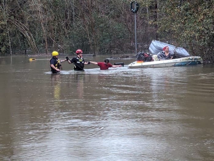 5 people, animals evacuated in Montgomery County due to high water - Vimarsana News