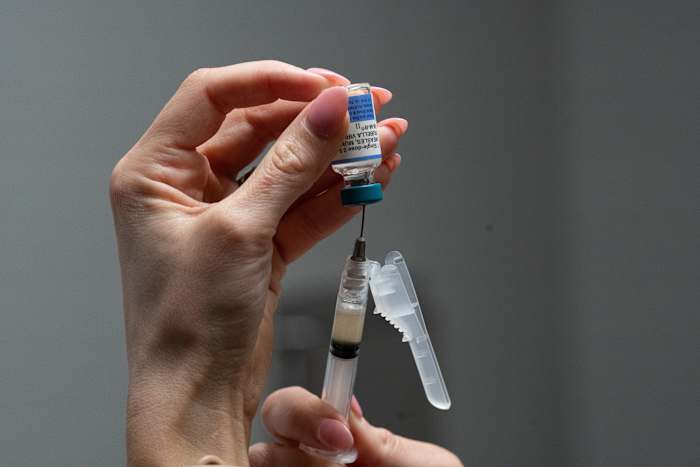 OB-GYN group makes vaccine recommendations for the first tim