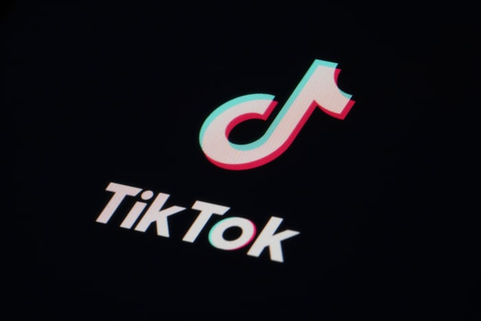 Video app TikTok leans into e-commerce with Shopify deal U.S. Walmart  Bytedance shopify Donald Trump