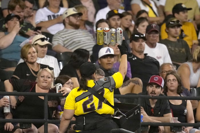 MLB teams extend beer sales after pitch clock shortens games - Vimarsana News