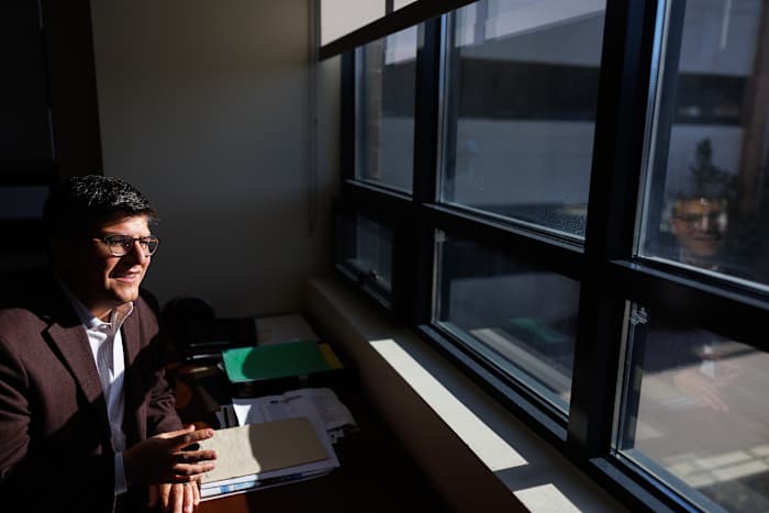 click2houston.com - Jocelyn Gecker - AI may be scoring your college essay. Welcome to the new era of admissions