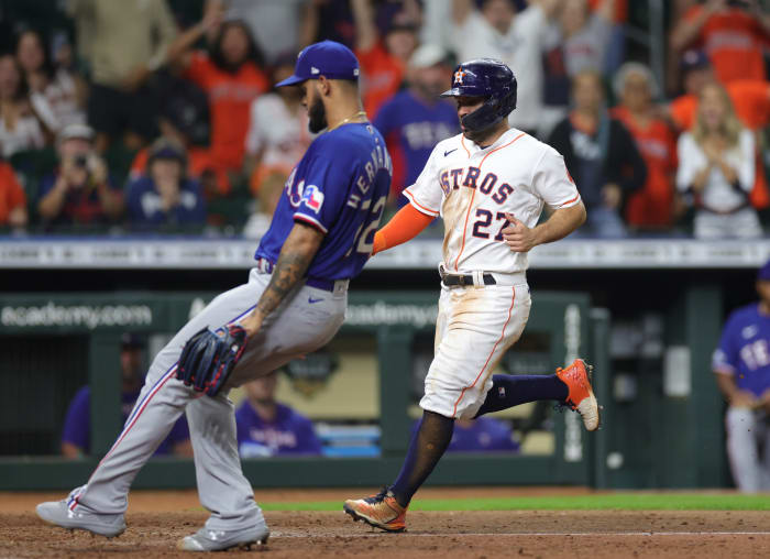 Tucker goes deep as Astros rally in 8th to beat Rangers 4-3