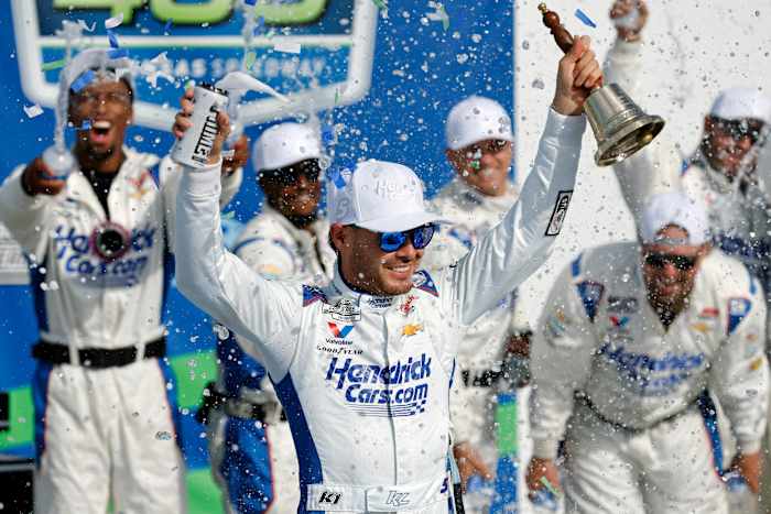 Kyle Larson Leads NASCAR Points Ahead Indianapolis 500 Run