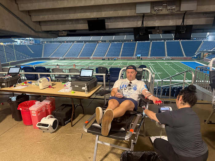 Ford Field hosts blood drive during emergency nationwide blood shortage