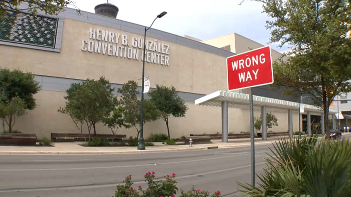 <a href="https://www.ksat.com/news/ksat-investigates/2025/12/12/judge-reverses-course-removing-class-action-status-in-henry-b-gonzalez-convention-center-harassment-lawsuit/" target="_blank">Judge reverses course, removing class action status in Henry B. González Convention Center harassment lawsuit</a>