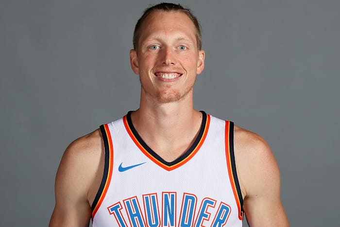 Kyle Singler Raises Alarm with Instagram Videos