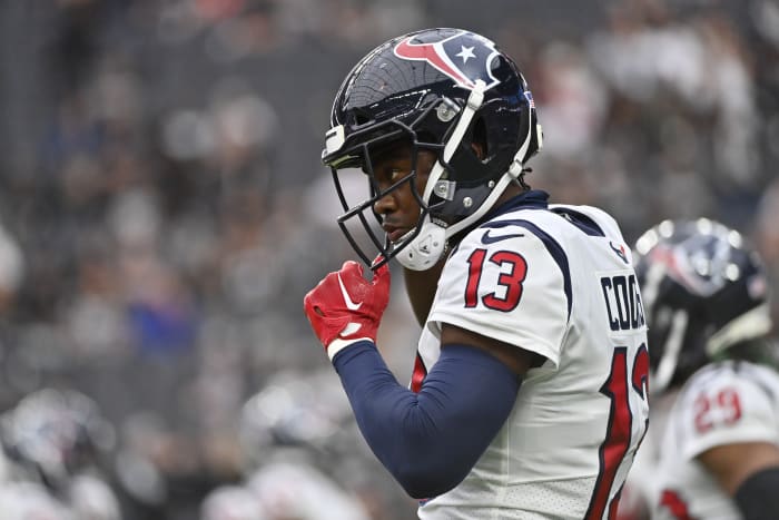 Brandin Cooks of the Houston Texans gets set against the