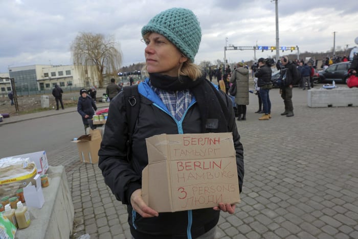 W wielkiej zmianie Niemcy wyślą broń na Ukrainę