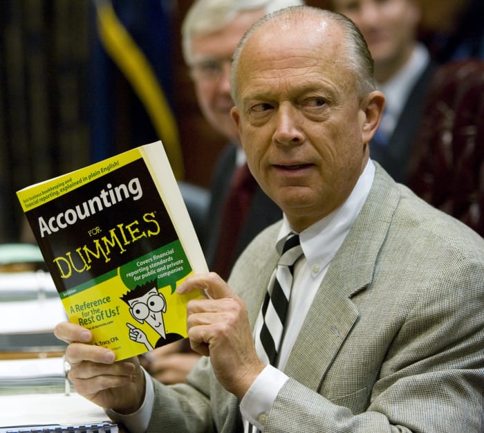 Bid opens to fire SC comptroller for $3.5B accounting error