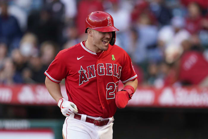 Angels outfielder Mike Trout reaches historic milestone to tie