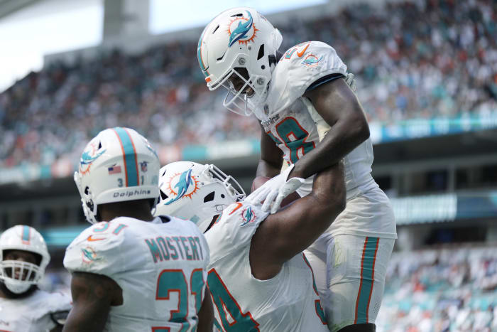 Dolphins rookie RB De'Von Achane named AFC Offensive Player of the