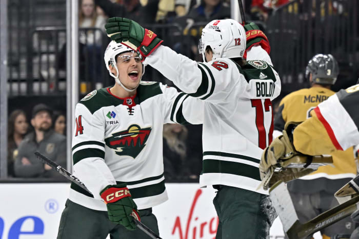 Kaprizov gets hat trick as Wild thump Blues 6-2 to even series