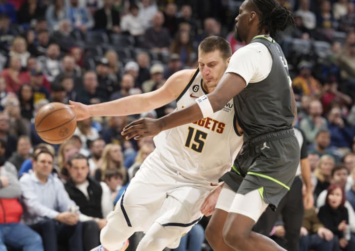 Jazz beat Lakers 112-97 to earn playoff berth for second straight season
