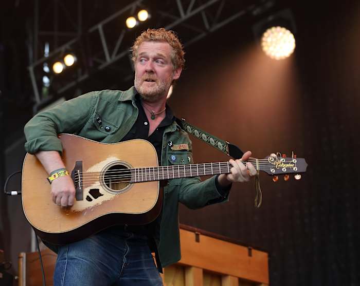 Image linked from the original feed: Oscar-winning Irish singer-songwriter Glen Hansard dies in Dublin motorcycle crash