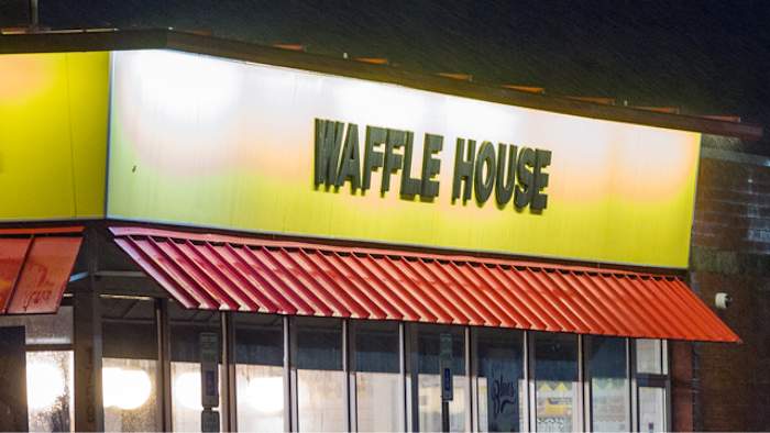 REPORT: Waffle House bans Florida governor candidate from all restaurants in the state