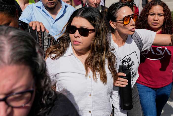 Kilmar Abrego Garcia’s lawyers ask judge to send him to Maryland to prevent deportation Kilmar Abrego Garcia’s lawyers ask judge to send him to Maryland to prevent deportation