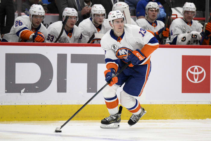 Islanders, Anthony Beauvillier agree to terms on two-year deal