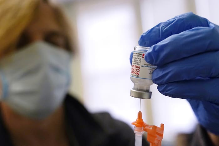 Florida urges appeals court to block Biden rule requiring COVID-19 vaccine for health care workers Florida urges appeals court to block Biden rule requiring COVID-19 vaccine for health care workers