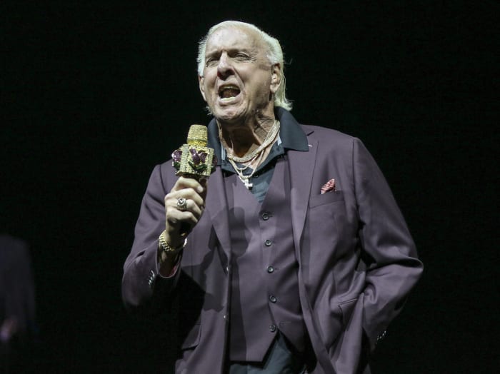 'Never Visit This Place!': Wrestling legend Ric Flair bashes Gainesville restaurant, claims he was kicked out - Vimarsana News