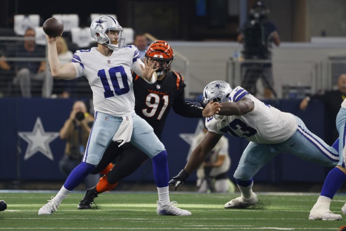 NFL: Cowboys rip error-prone Giants 40-0 for worst shutout loss in the  series between NFC East rivals