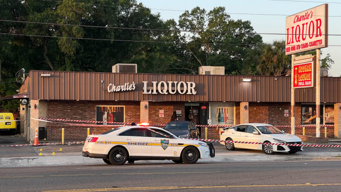 Argument in Normandy Boulevard business parking lot turns deadly as man is shot and killed