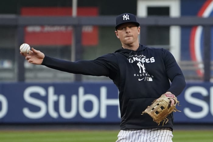 DJ LeMahieu, then Luke Voit will miss time from Yankees for births