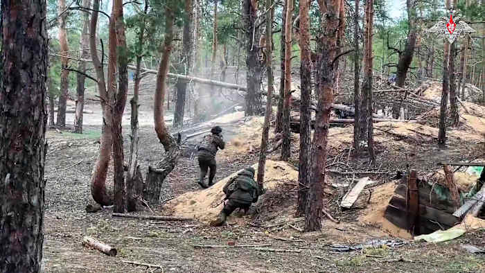 Putin Visits Kursk Amid North Korean Troop Reports