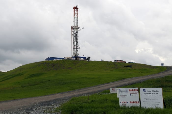 Public utility to pipe water to residents of 'Gasland' town