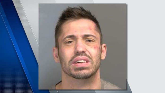 He had warrants in 3 states. Now he’s in custody after chaotic Macomb County traffic stop