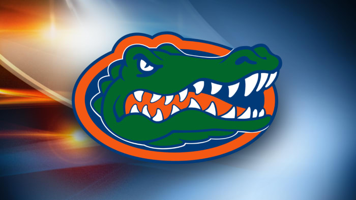 Gators’ comeback attempt fall short in 38-33 loss at Tennessee