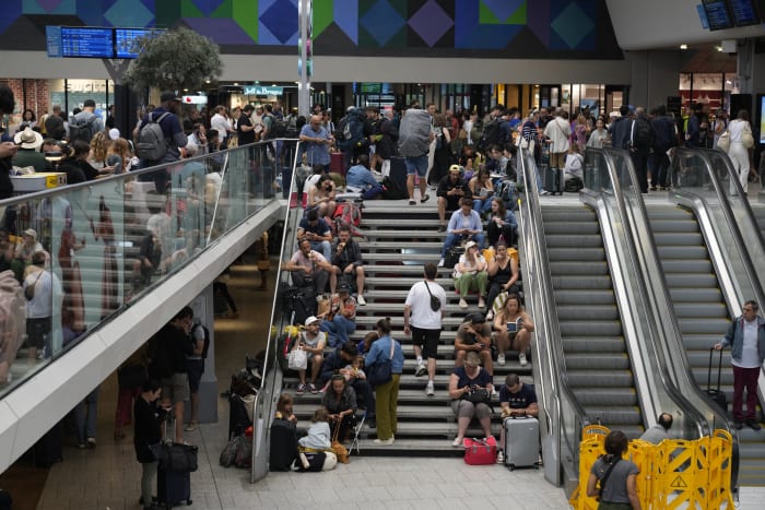 More travelers using AI to plan summer vacations