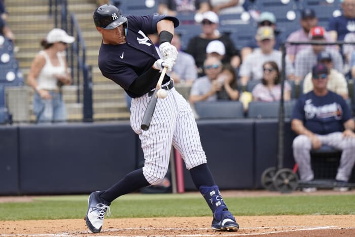 Yankees' Aaron Boone awaits post-MLB lockout chaos