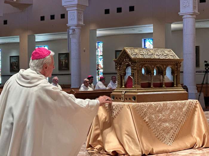 US Catholic bishops consecrated nation to the Sacred Heart a