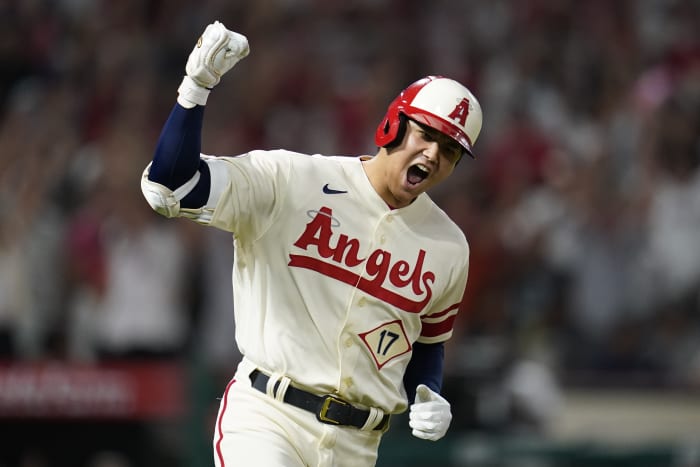 Trout HR, Lorenzen, Angels hold off Chisox; DH Ohtani exits