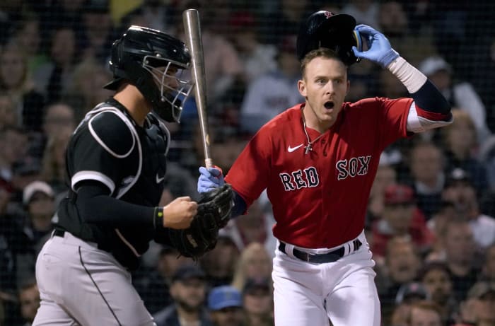 Red-hot Judge powers streaking Yankees past Red Sox 9-7