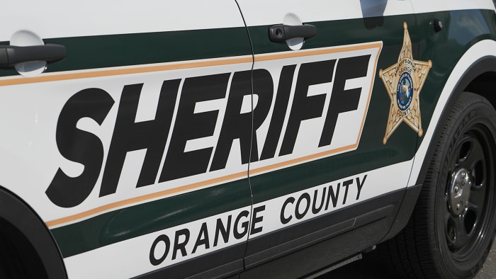 Deputies looking for man after attempted bank robbery in Orange County