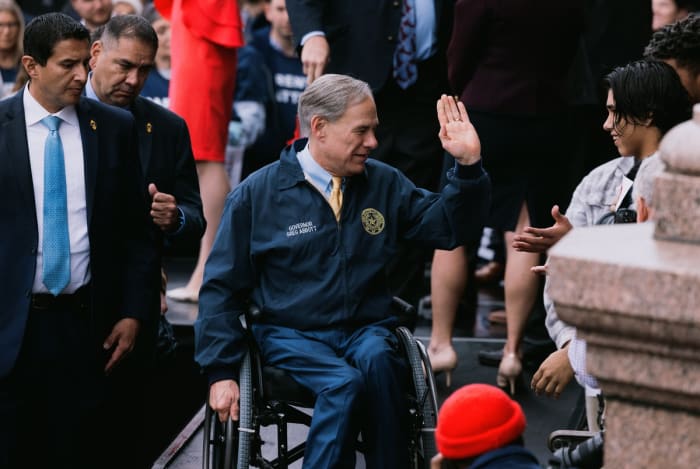 Greg Abbott will use $19 million he raised in 2023 to target anti-voucher Republicans - Vimarsana News