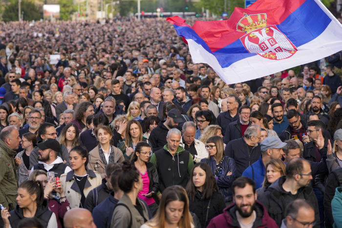 Serbia's populist leader denounces planned Belgrade bridge blockade after shootings