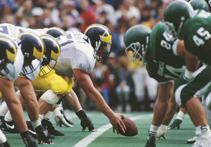 🔒 Do you have Michigan and Michigan State fans at your tailgate? Here’s the perfect playlist