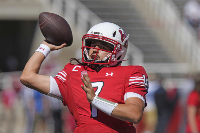 Mahomes throws a touchdown pass as Chiefs roll to 38-10 preseason win over  the Cardinals