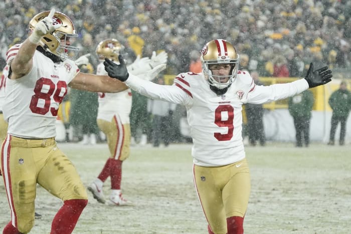 49ers beat Seahawks, clinch NFC West crown as Kittle, Bosa shine