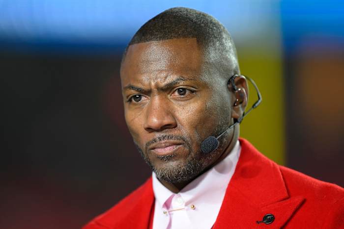 ESPN starts layoffs tied to NFL Network acquisition, memo says