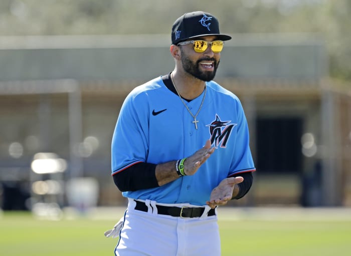 Marlins allow members of 40-man roster to workout in Jupiter