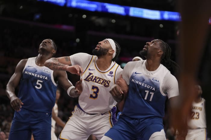 Bridges, Hornets hold off short-handed Lakers, 117-114