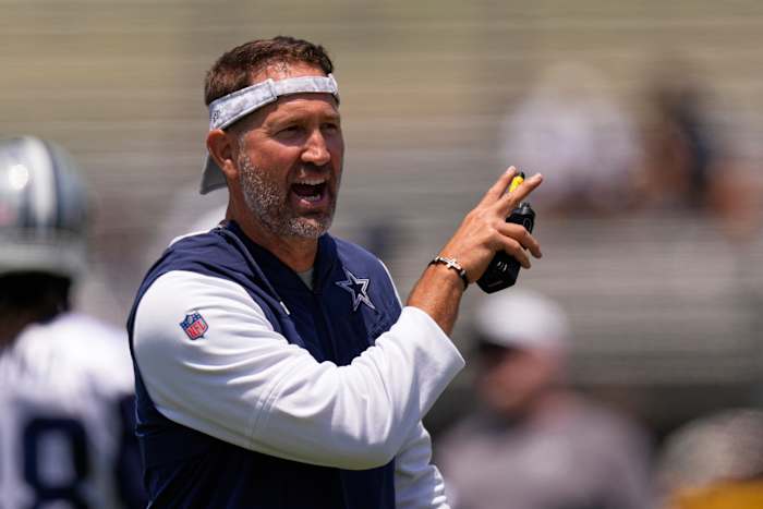 Cowboys HC Brian Schottenheimer’s culture shift on display at training camp, Thursday ends with prayer circles