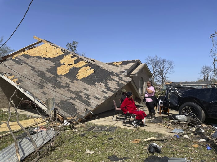Weather service: Mississippi tornadoes deadliest since 2011