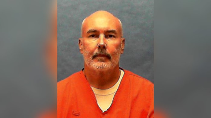 Florida carries out execution of Donald Dillbeck for 1990 murder, attempted carjacking