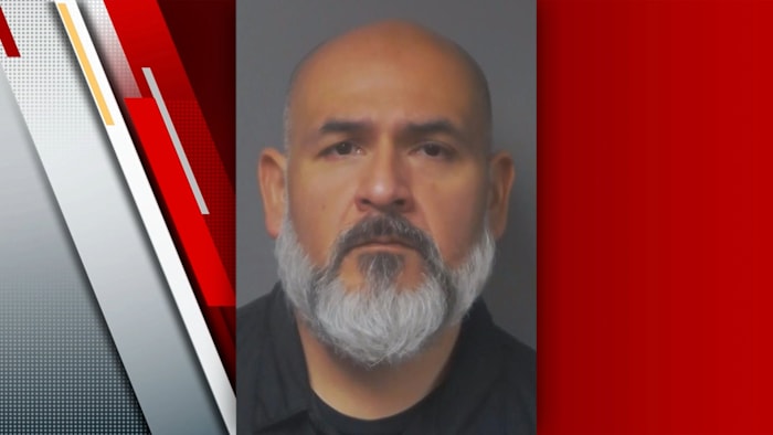 <a href="https://www.ksat.com/news/ksat-investigates/2025/11/06/former-balcones-heights-police-lieutenant-arrested-on-tampering-with-evidence-charge/" target="_blank">Former Balcones Heights police lieutenant arrested on tampering with evidence charge</a>