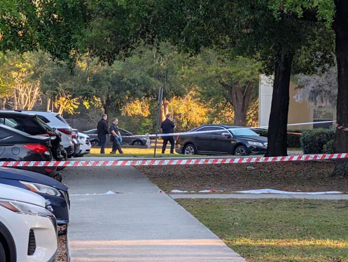 Police search for suspect connected to deadly shooting at  Jacksonville apartment complex