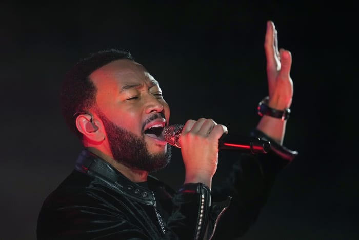 Superstar R&B singer opens Las Vegas Strip casino residency, Thestreet